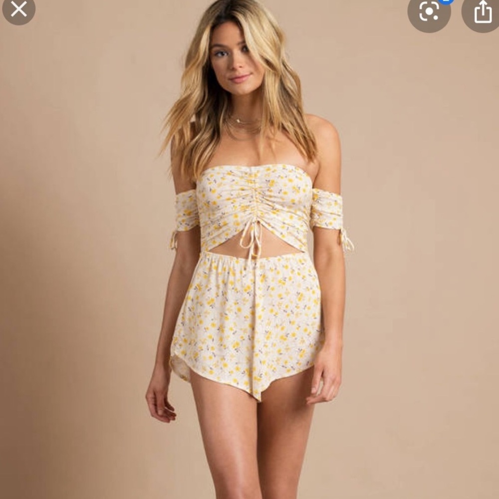 Blue Life Yellow Floral Romper 💛